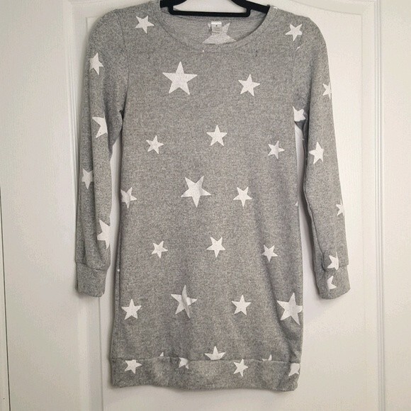 Tops - Grey Star Tunic Sweatshirt NWOT
